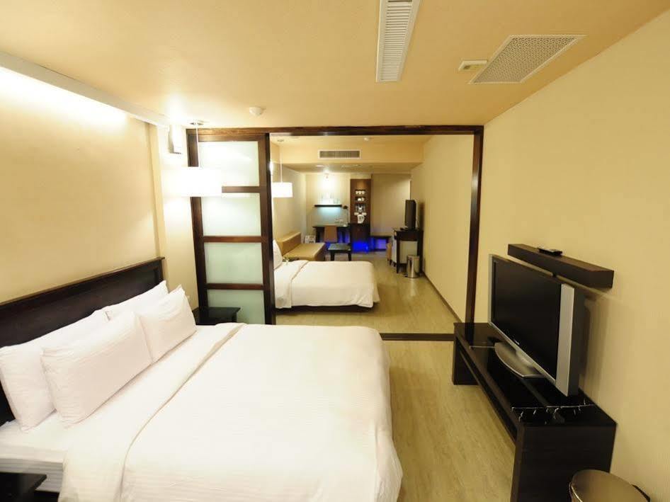 Hotel Kindness Xin Jue Jiang Kaohsiung Zewnętrze zdjęcie