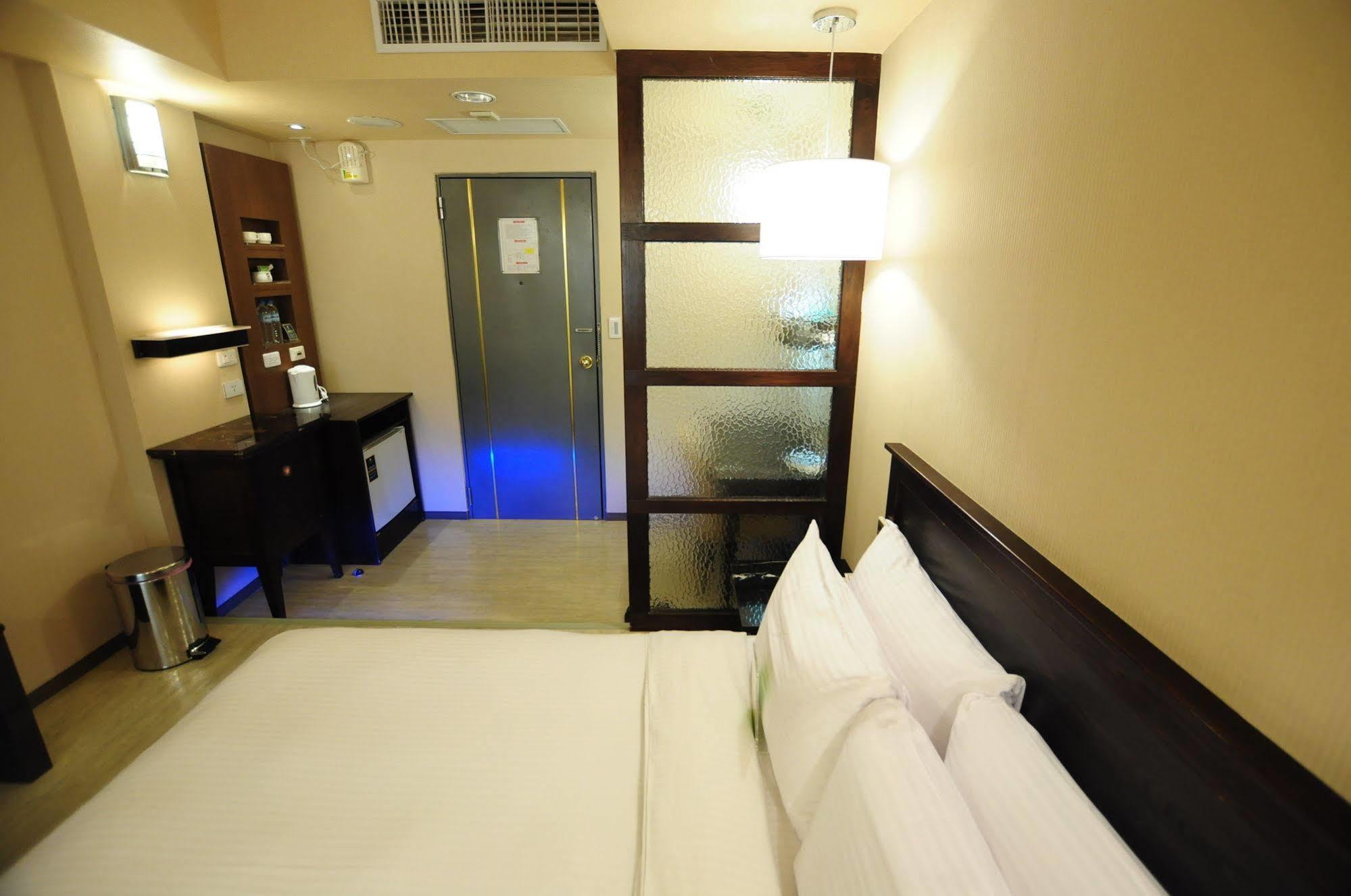 Hotel Kindness Xin Jue Jiang Kaohsiung Zewnętrze zdjęcie