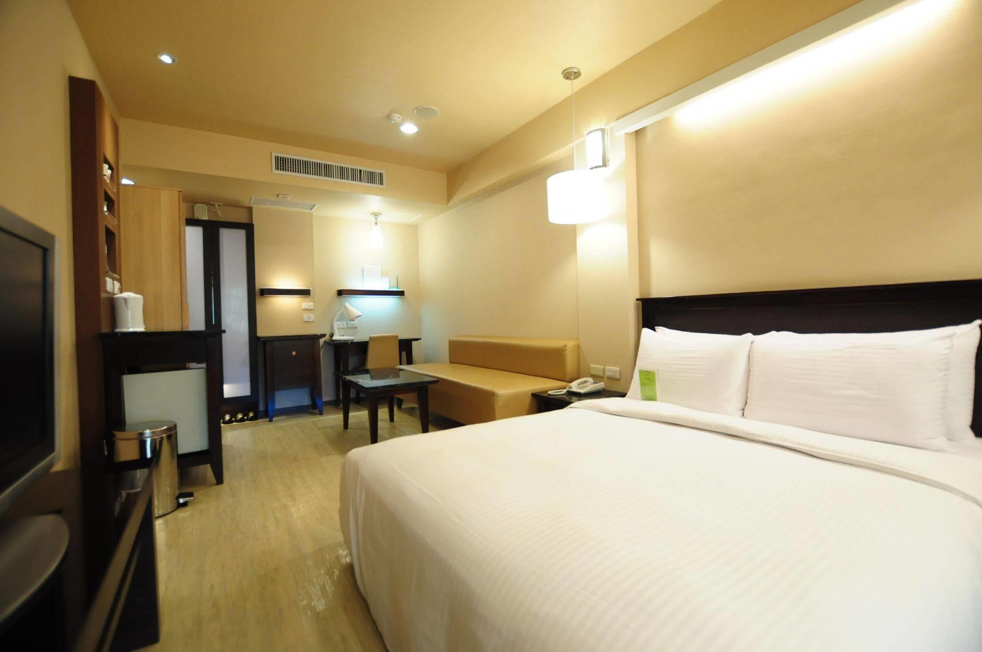 Hotel Kindness Xin Jue Jiang Kaohsiung Zewnętrze zdjęcie