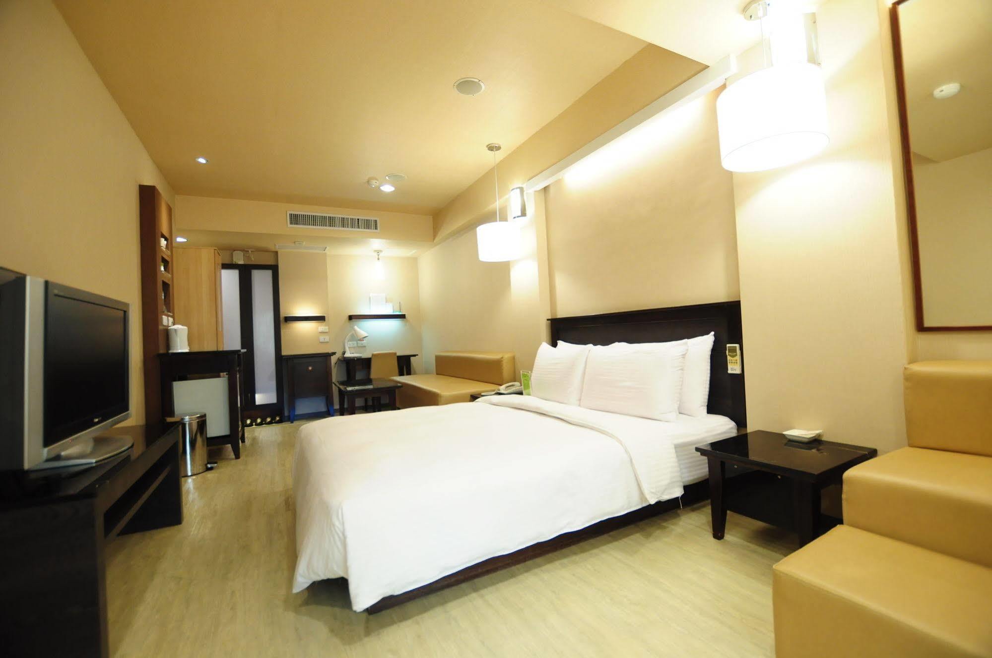 Hotel Kindness Xin Jue Jiang Kaohsiung Zewnętrze zdjęcie
