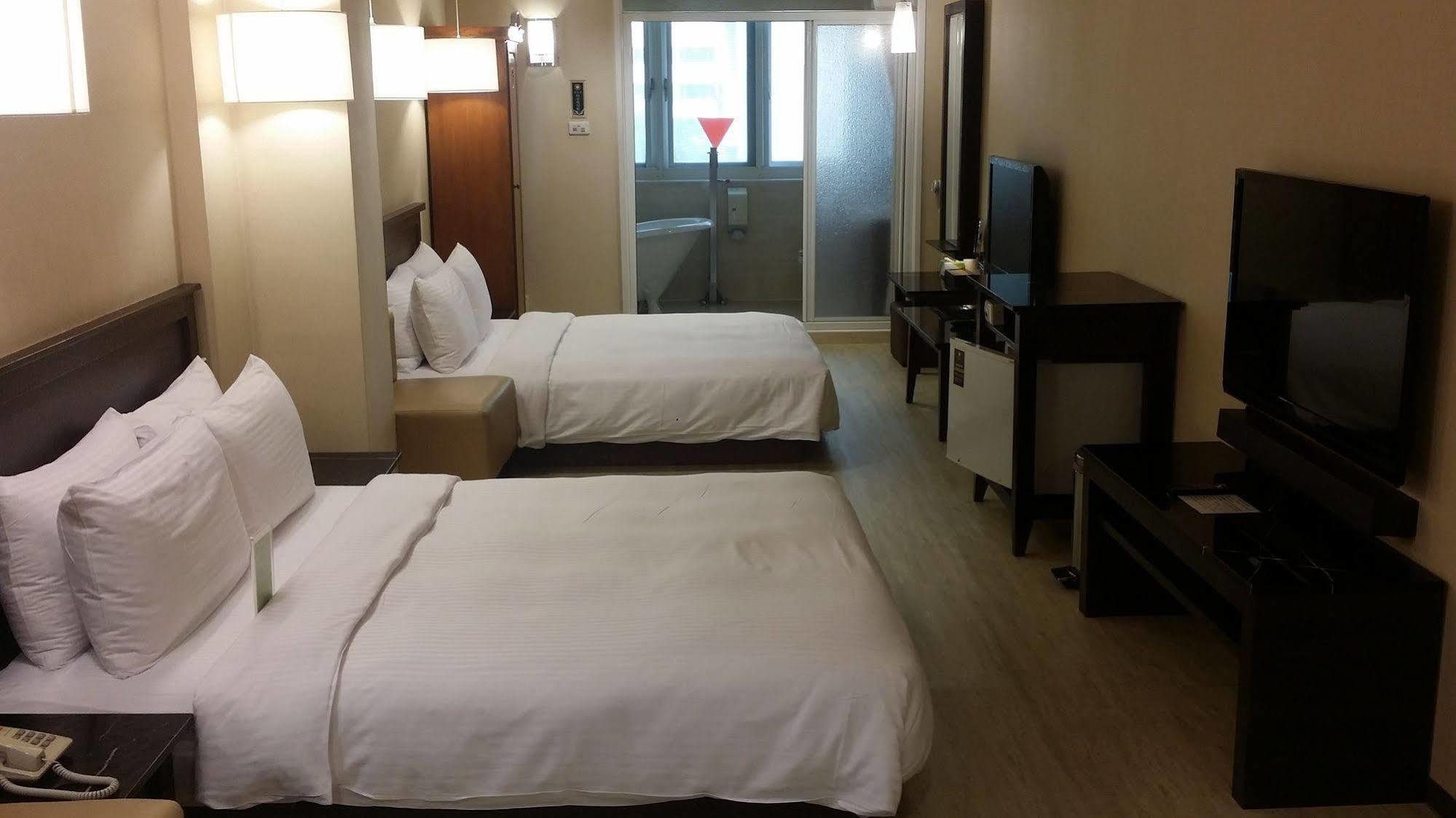 Hotel Kindness Xin Jue Jiang Kaohsiung Zewnętrze zdjęcie
