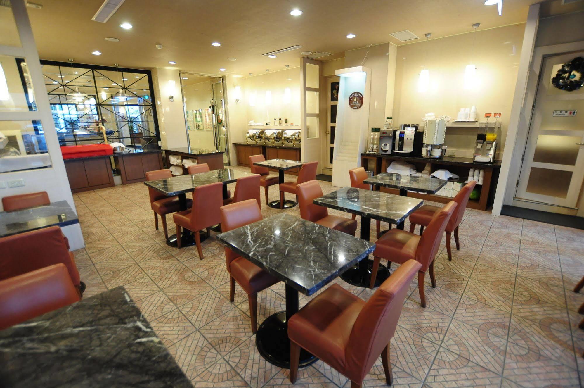Hotel Kindness Xin Jue Jiang Kaohsiung Zewnętrze zdjęcie